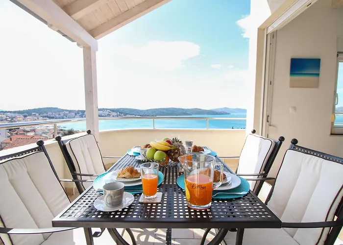 Penthouse Apartment Sunset Bay